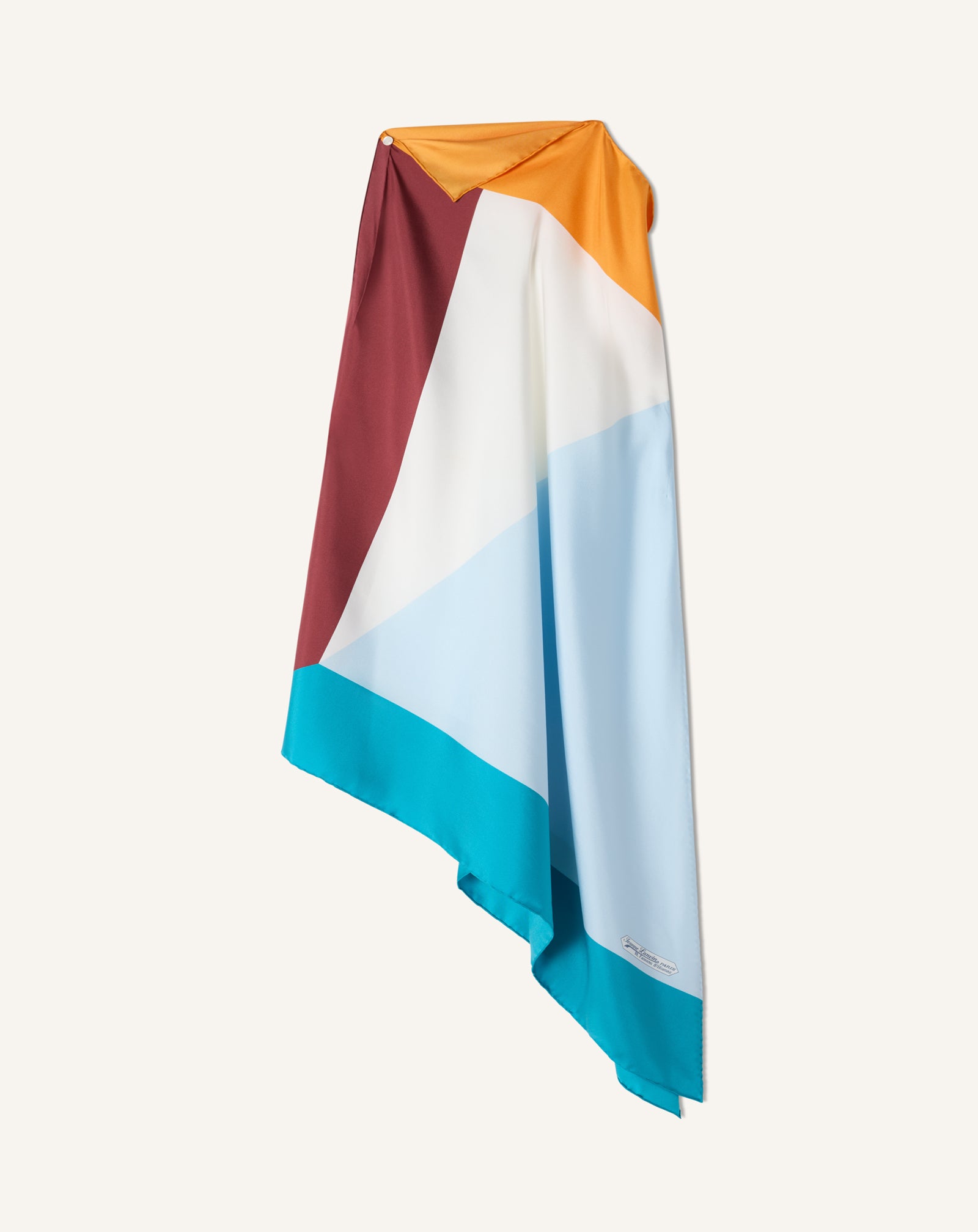 WHITE GRAPHIC PRINT SILK TOP