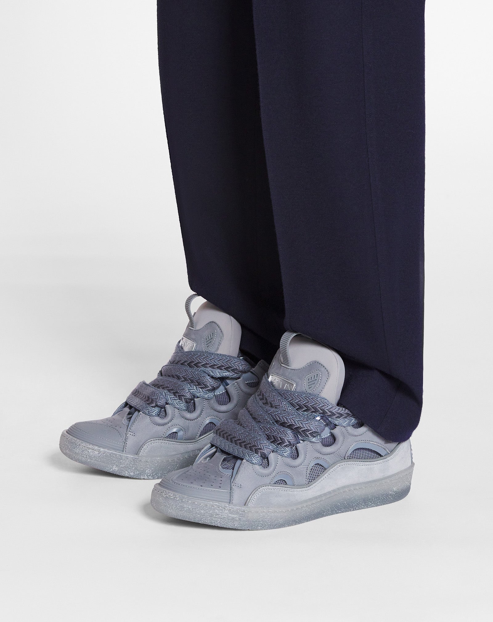 LEATHER CURB SNEAKERS