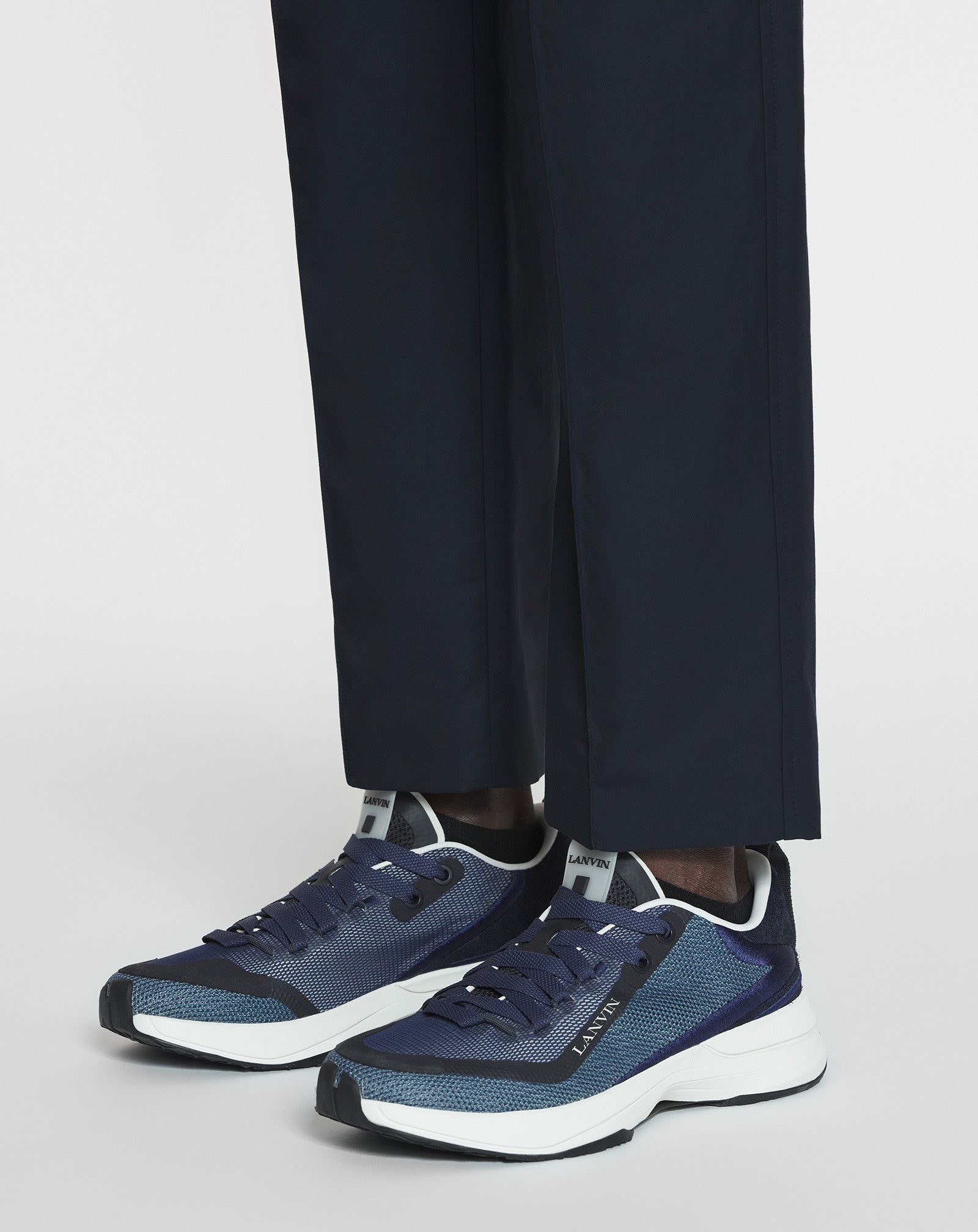L-I MESH SNEAKERS