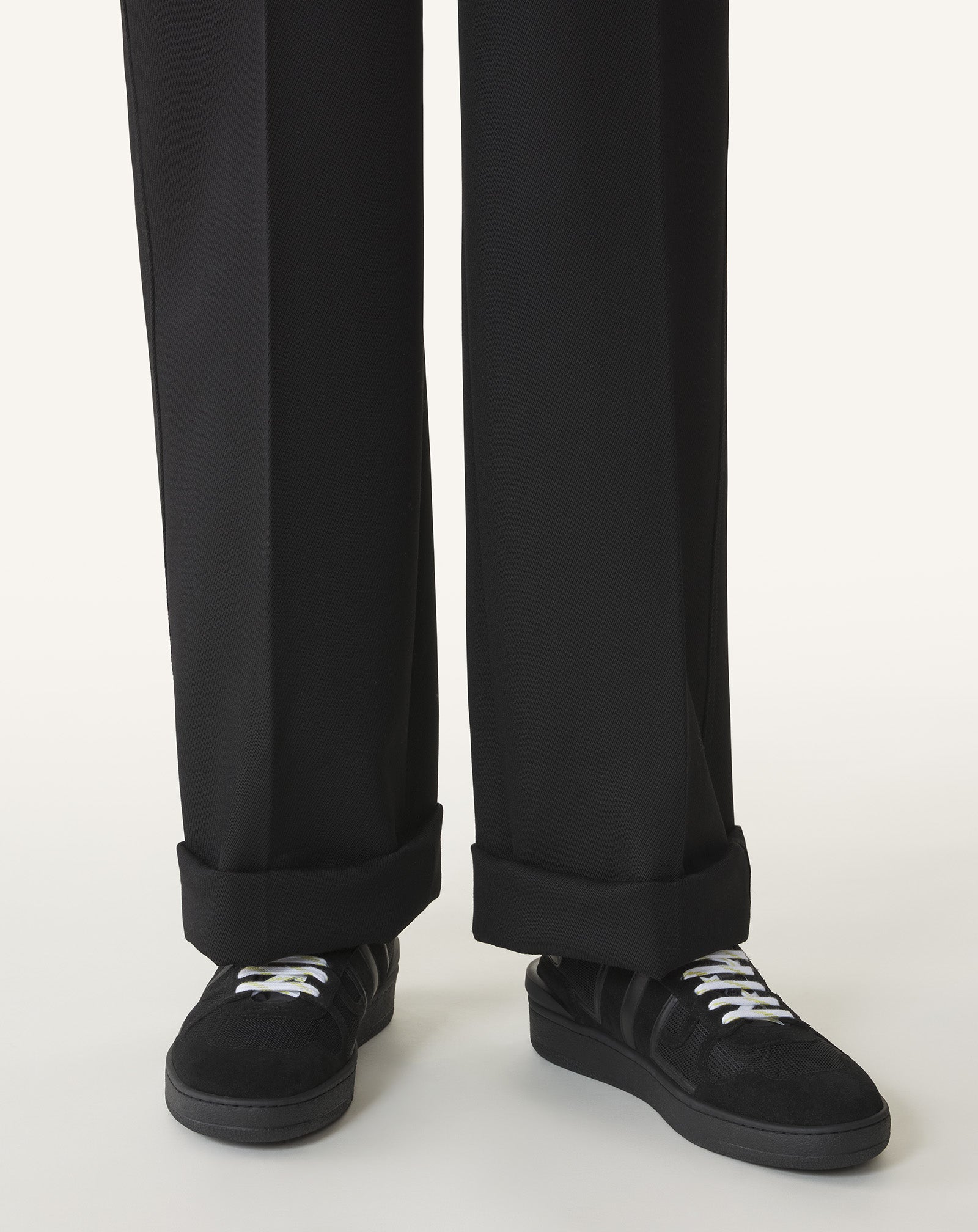 CLAY SNEAKERS IN MESH AND LEATHER