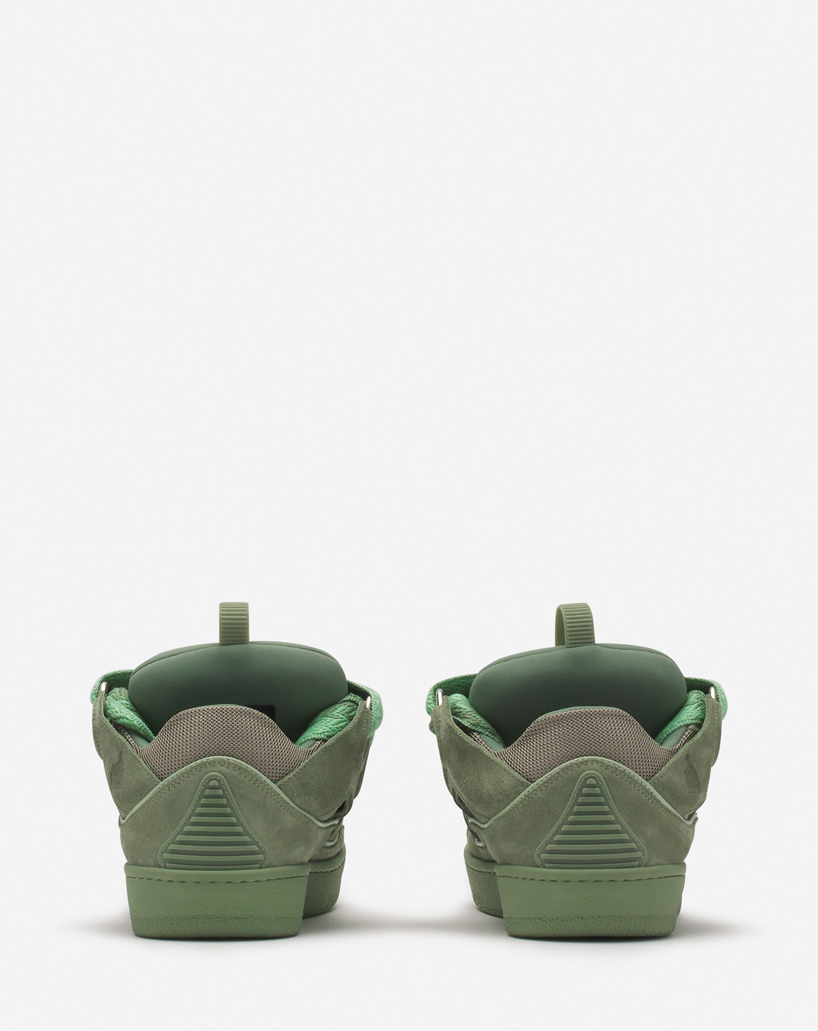 LEATHER CURB SNEAKERS