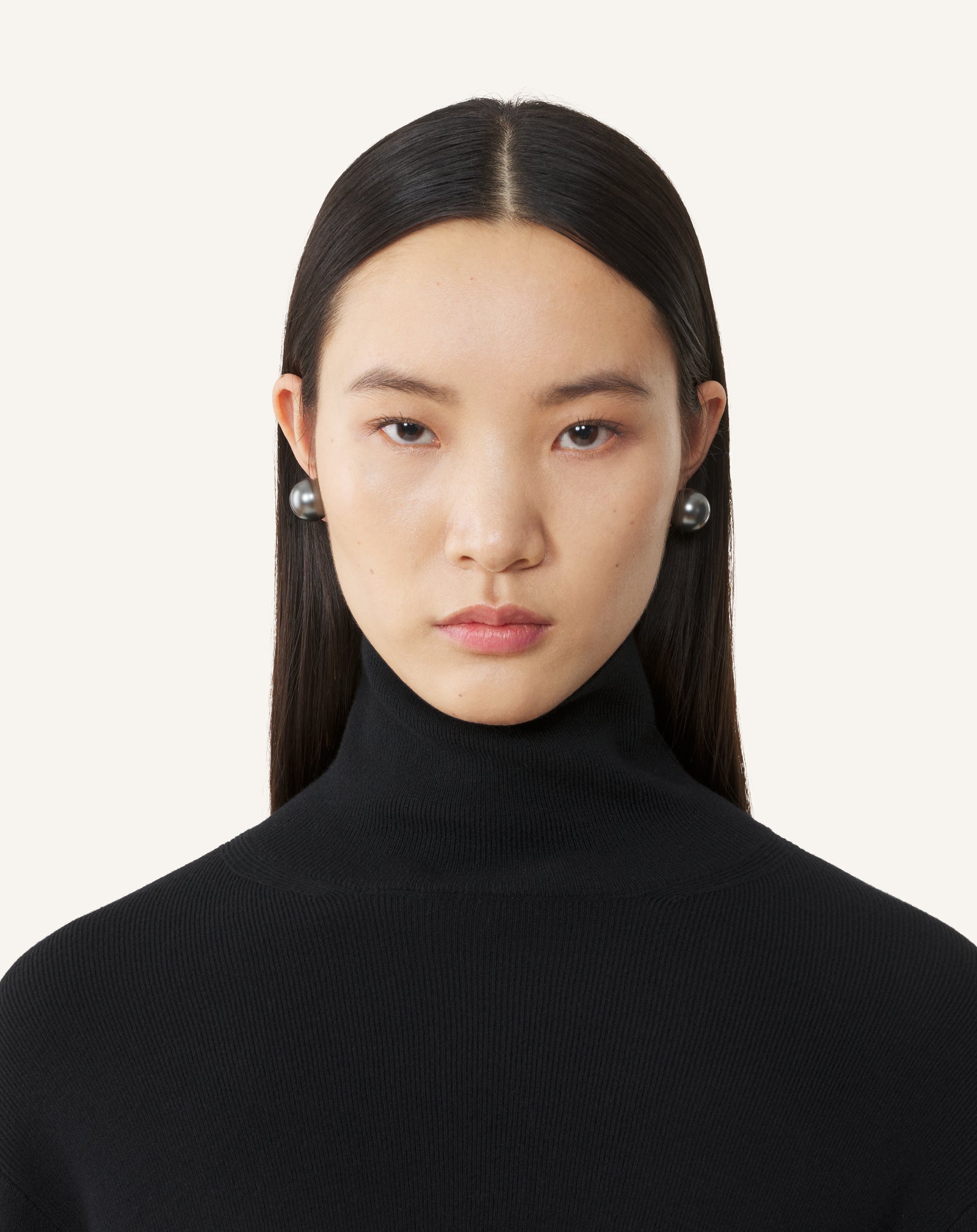 PUCES D'OREILLE LES PERLES BY LANVIN