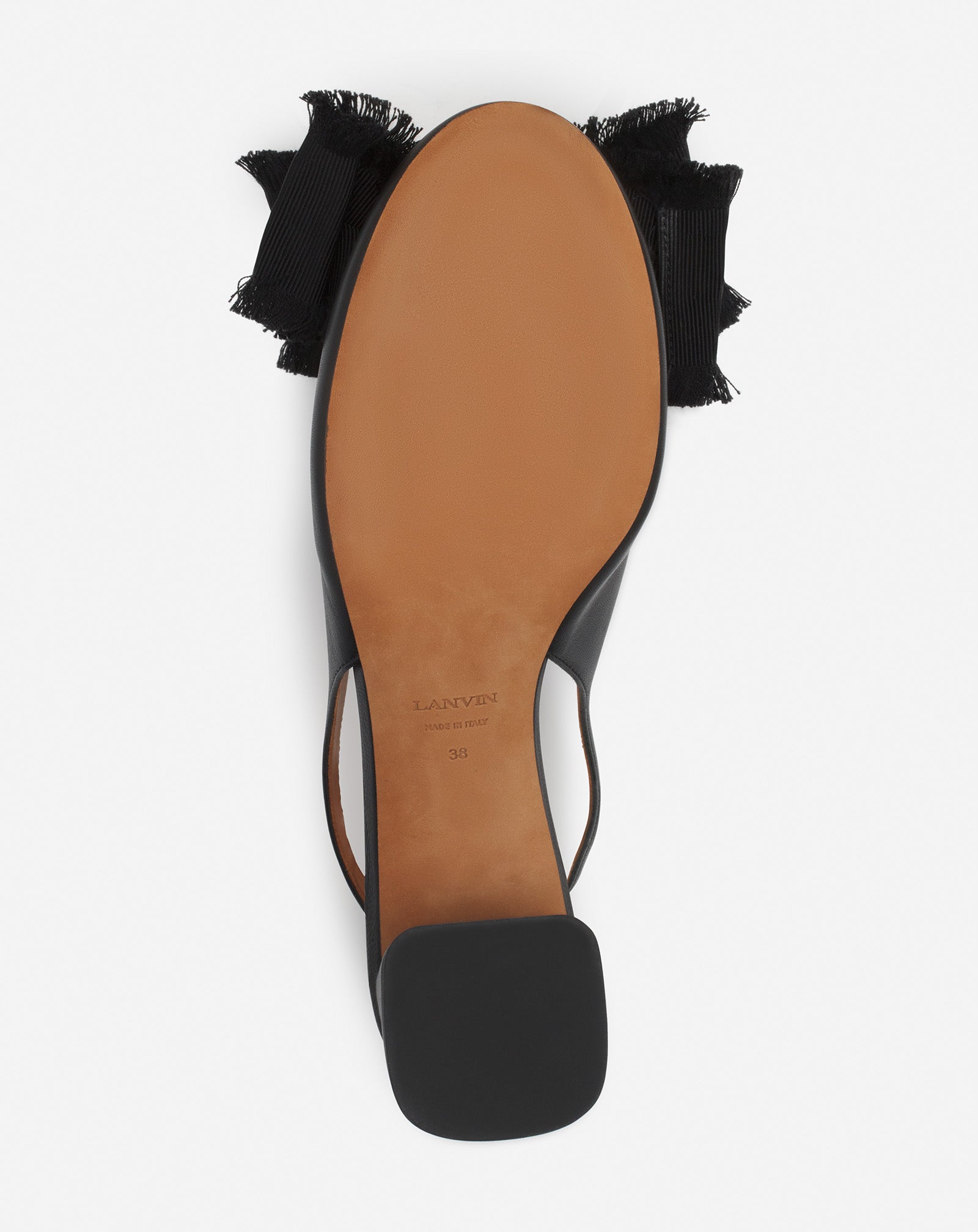 BLACK LEATHER HEELED SLINGBACK BALLERINA