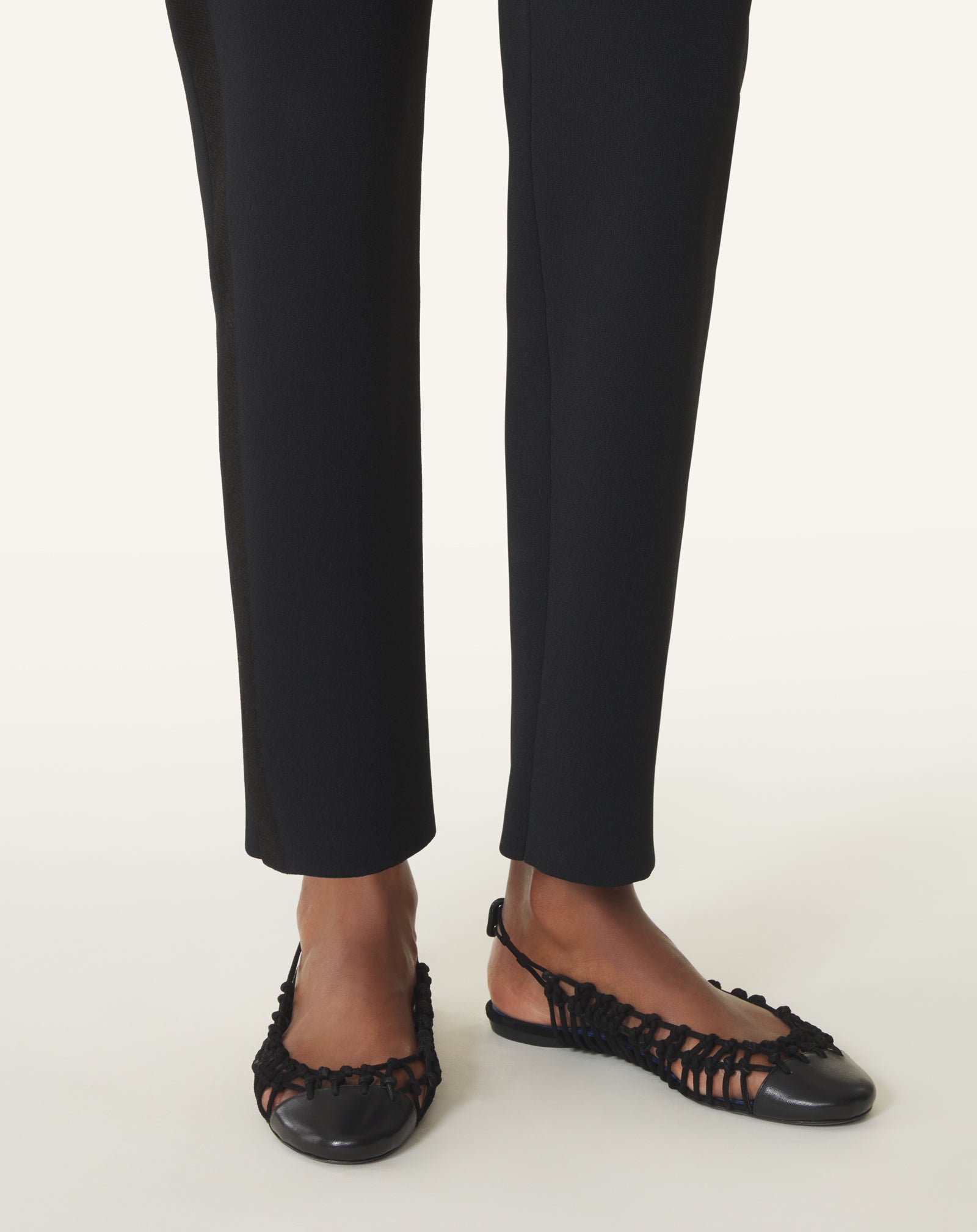 KNITLINE SLINGBACK BALLERINA IN LEATHER