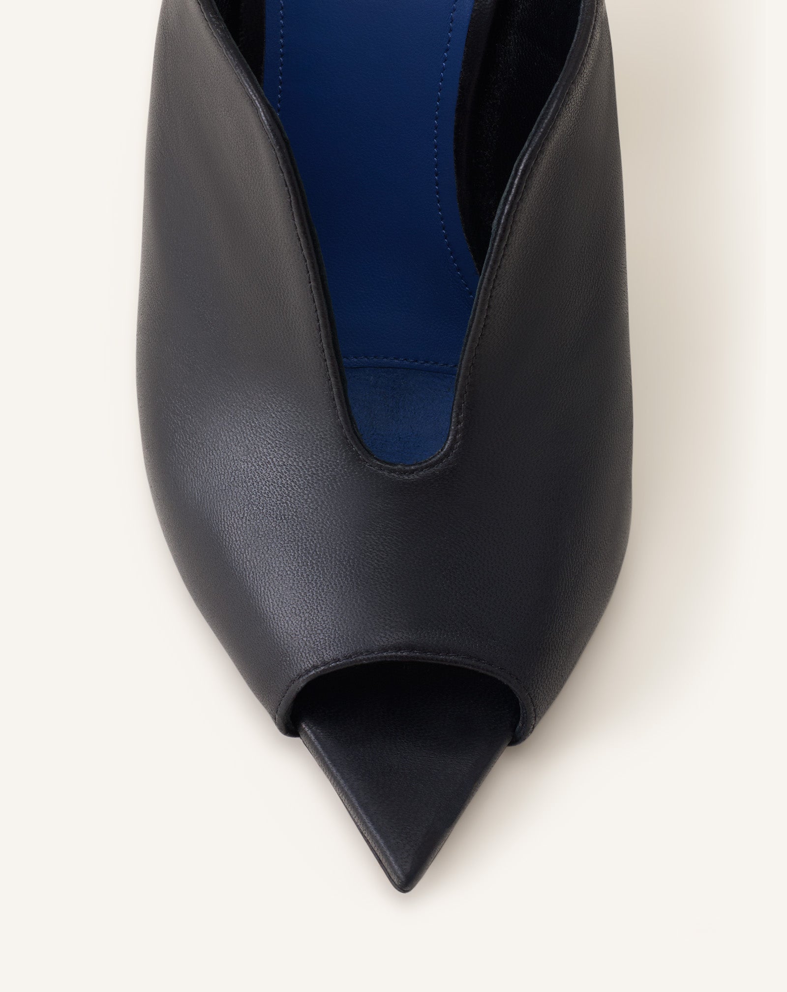 BLACK BUCKLE ARCH HEELED LEATHER MULES