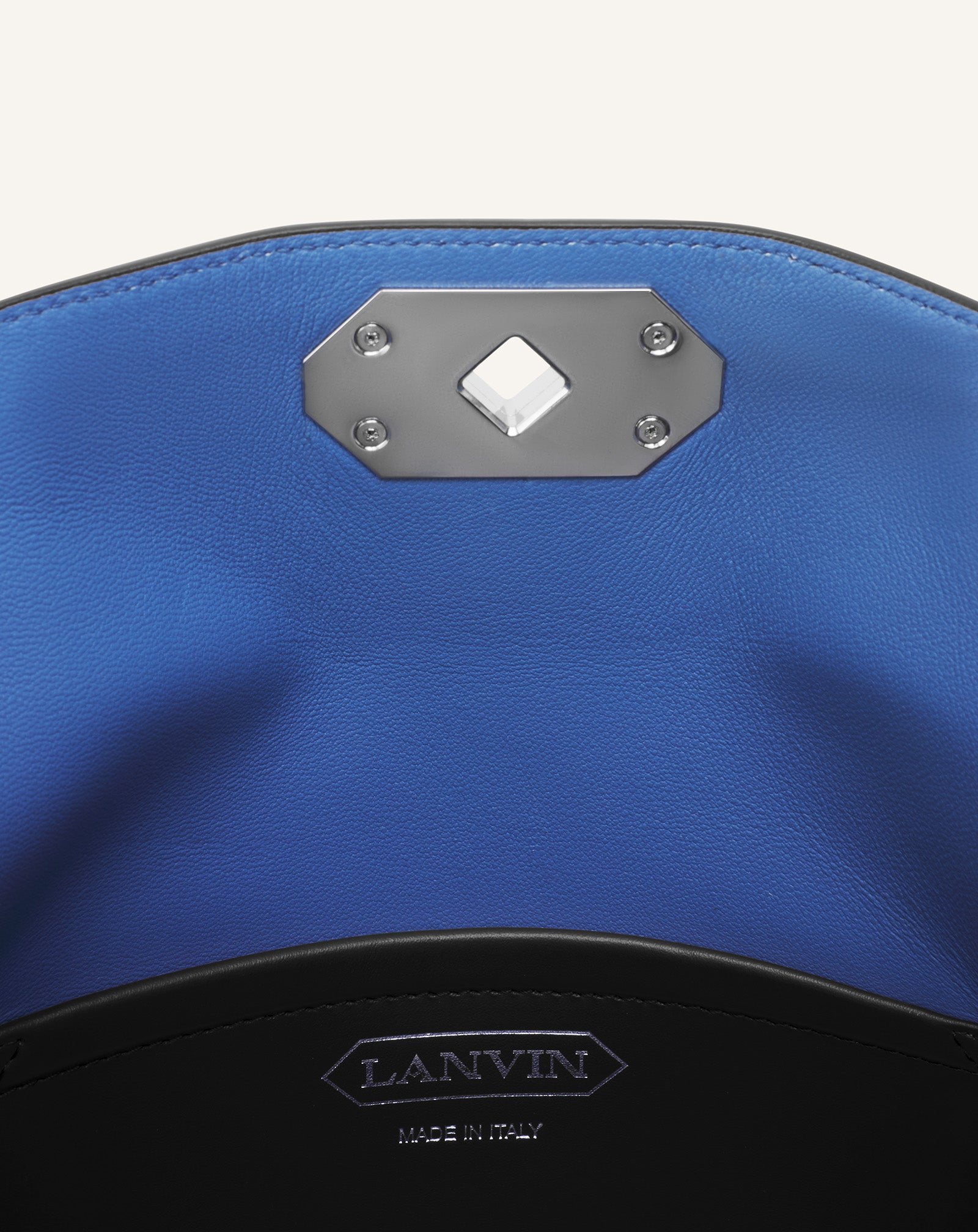 SAC POCHETTE COMPAGNON ASYMÉTRIQUE EN CUIR NOIR