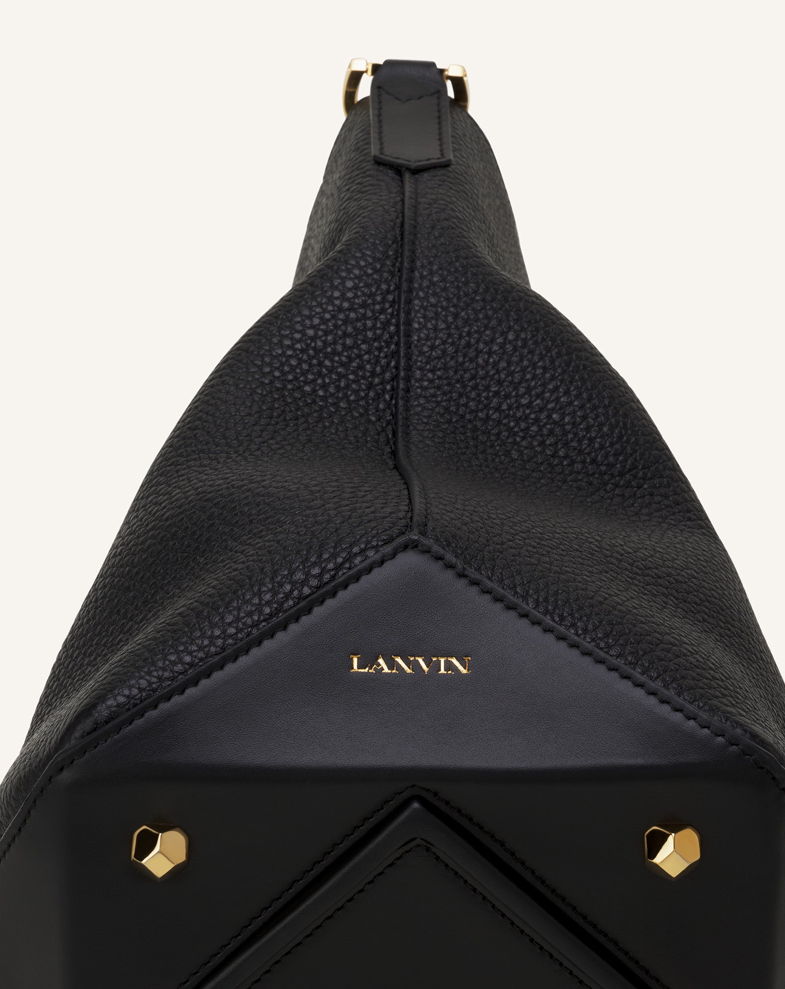 SAC SEAU CATCH BY LANVIN EN CUIR NOIR