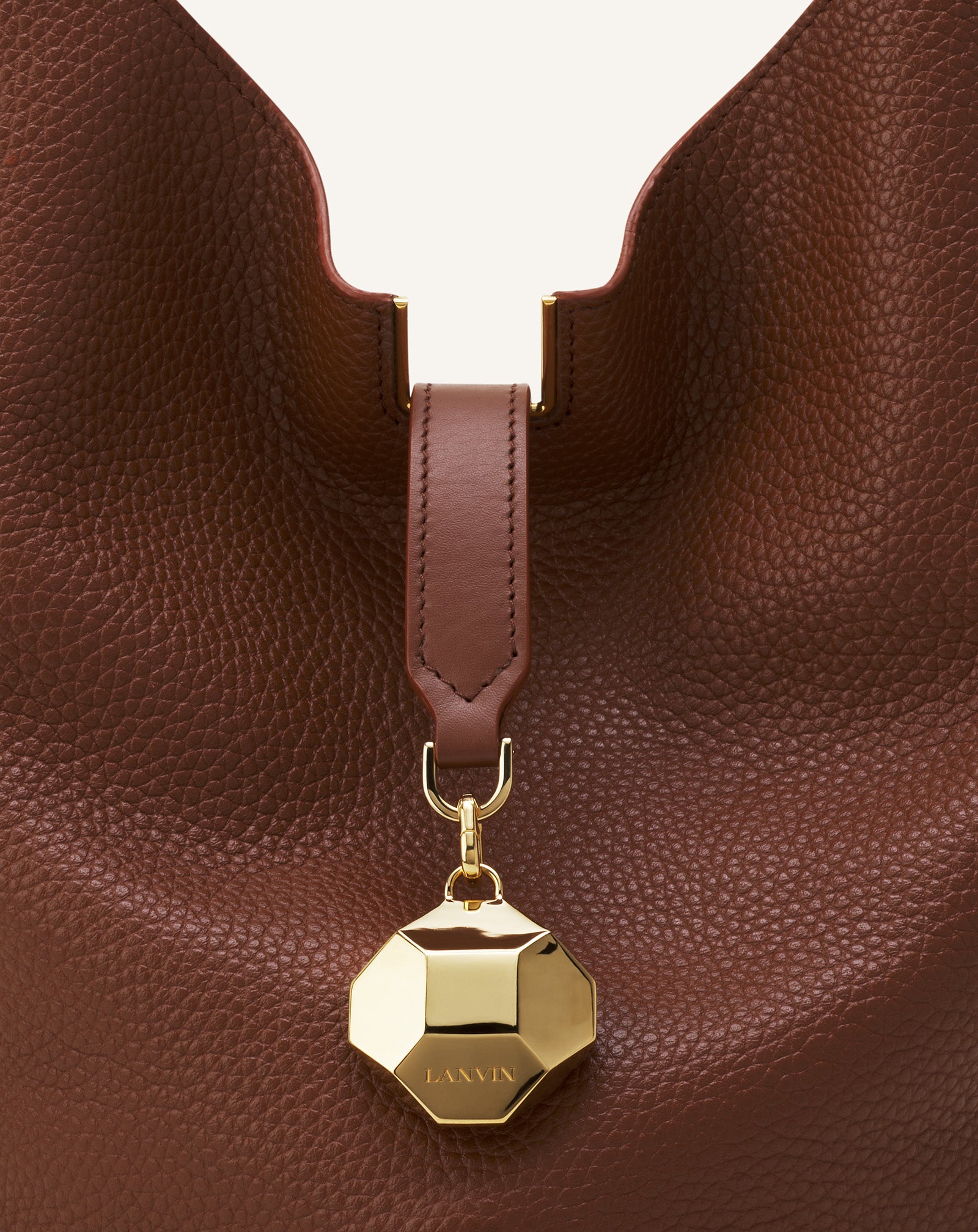 SAC SEAU CATCH BY LANVIN EN CUIR MARRON
