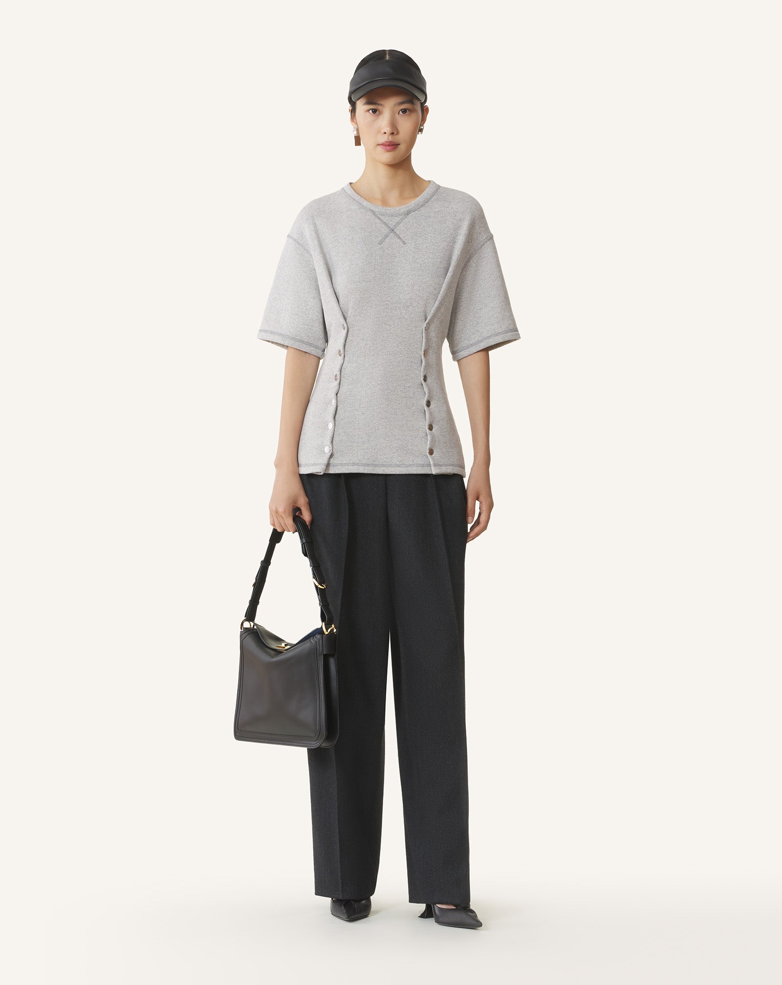SAC COMPAGNON ASYMETRIQUE EN CUIR