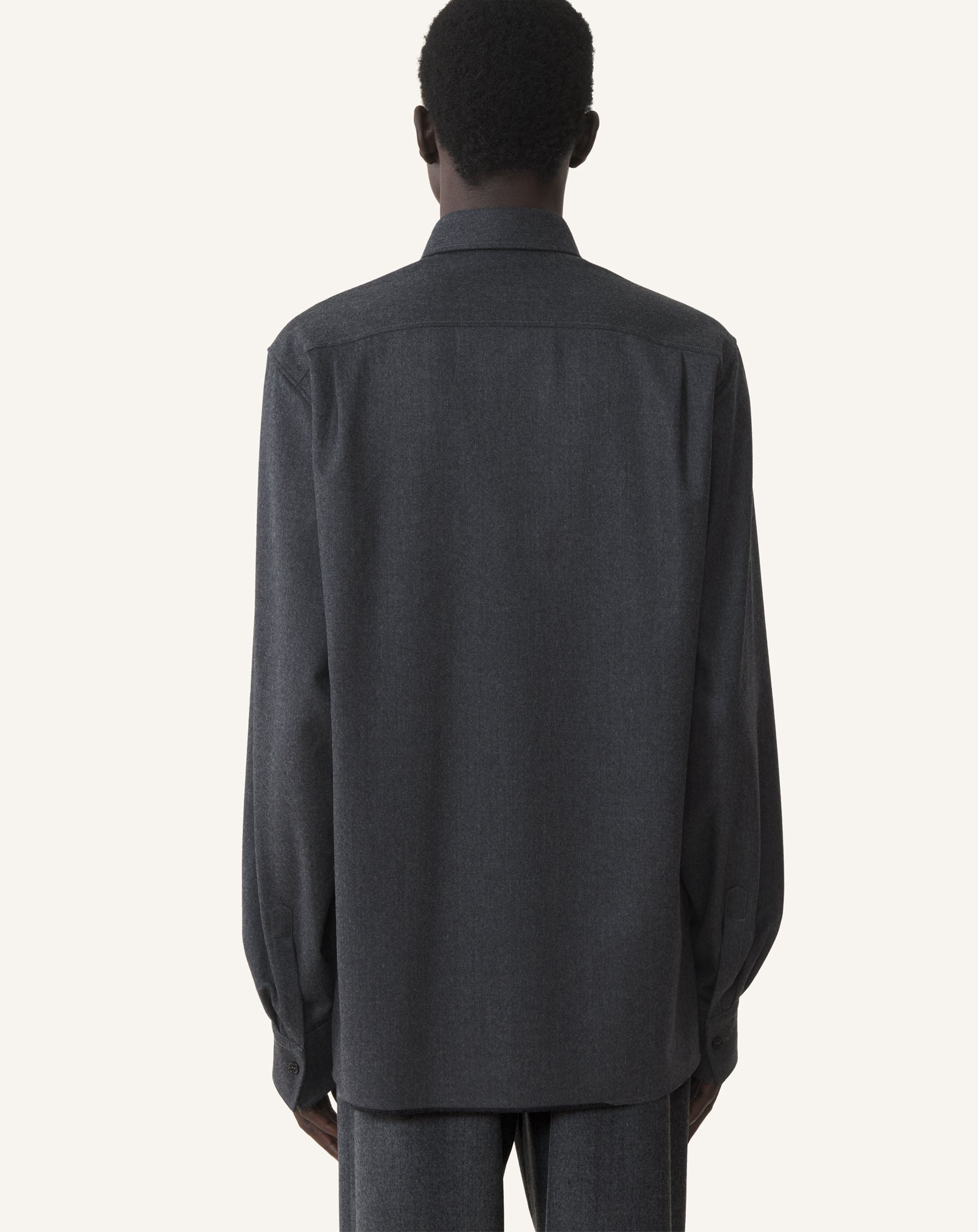 SURCHEMISE DROITE EN FLANELLE DE LAINE NOIR