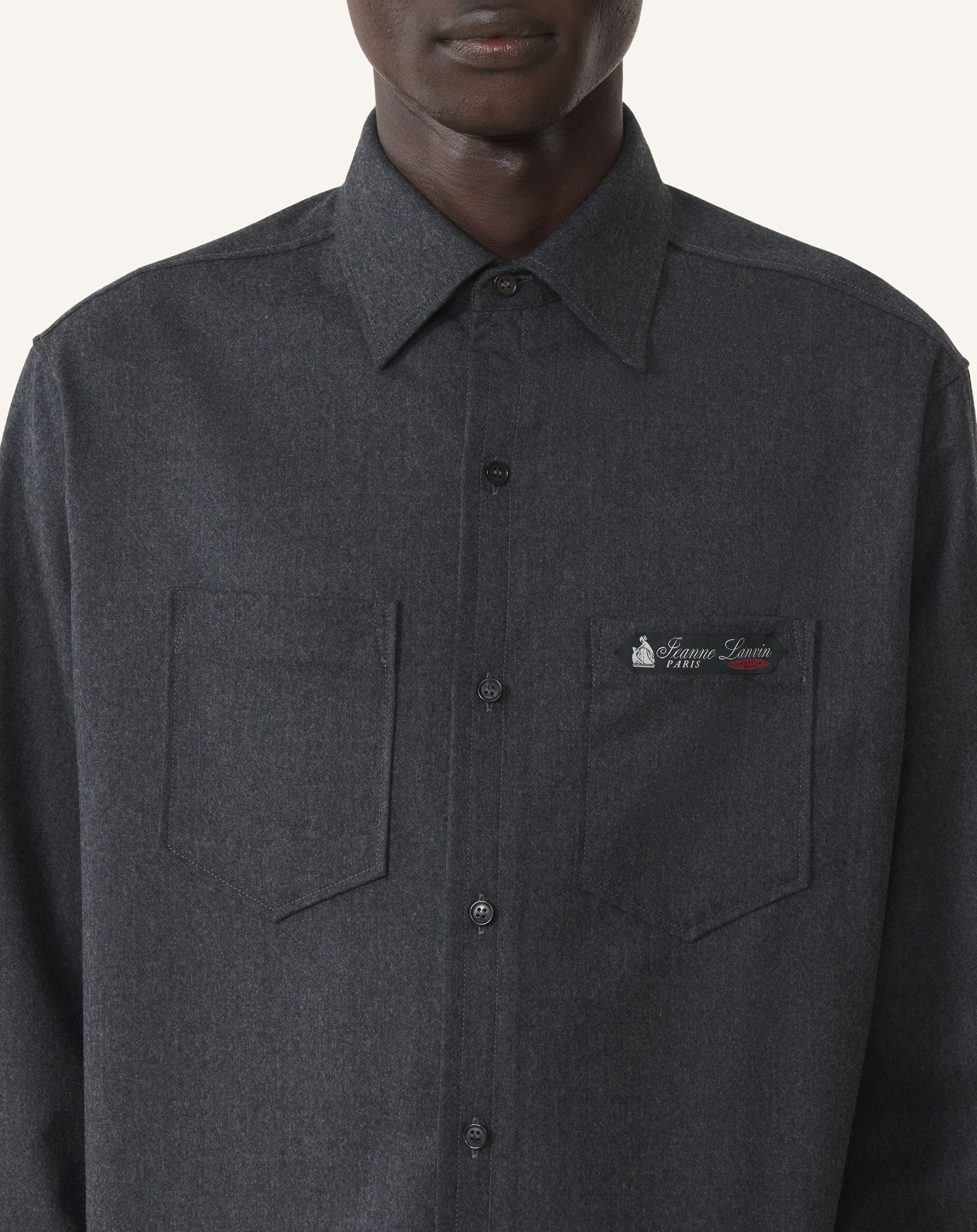 SURCHEMISE DROITE EN FLANELLE DE LAINE NOIR