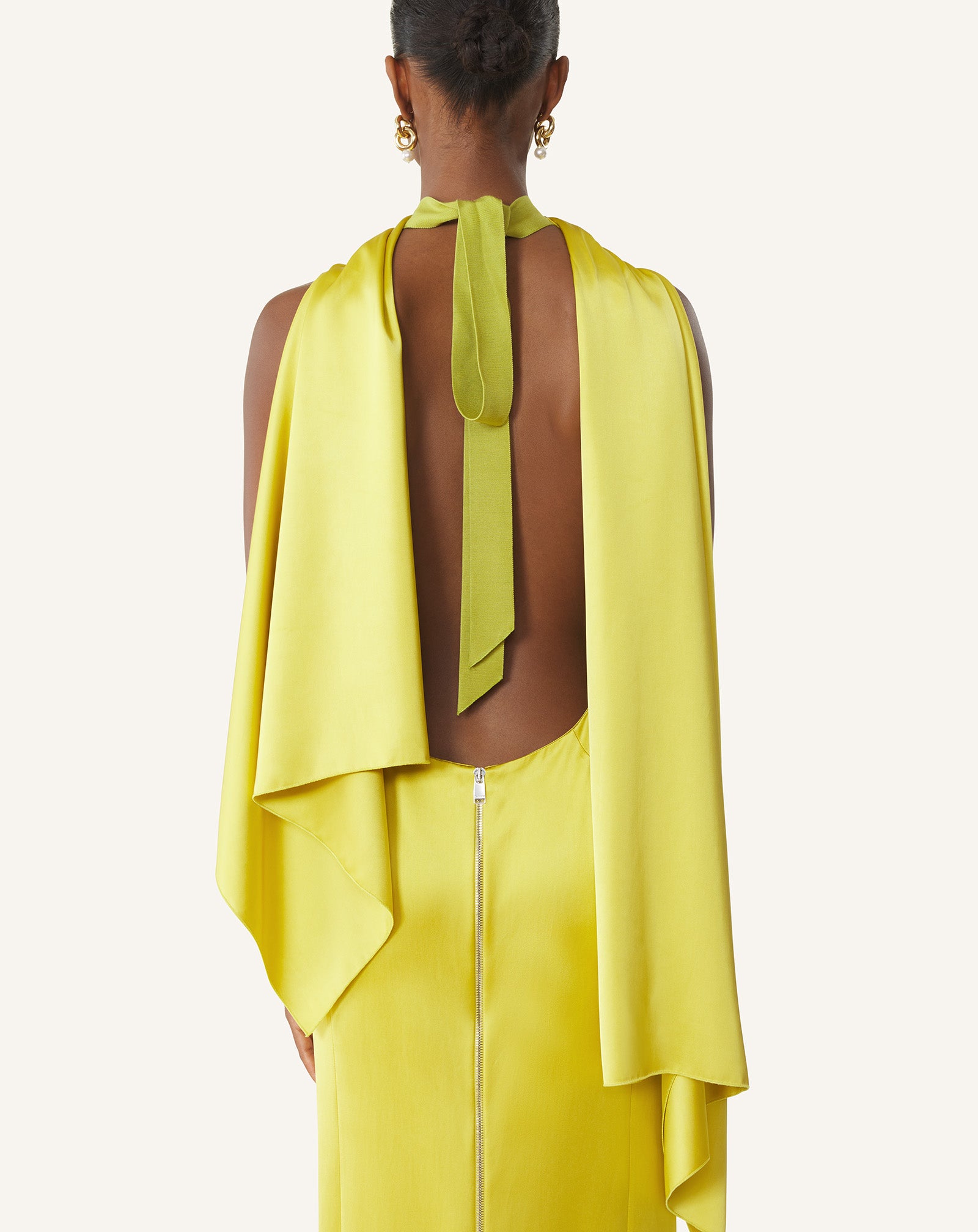ROBE LONGUE EN SATIN
