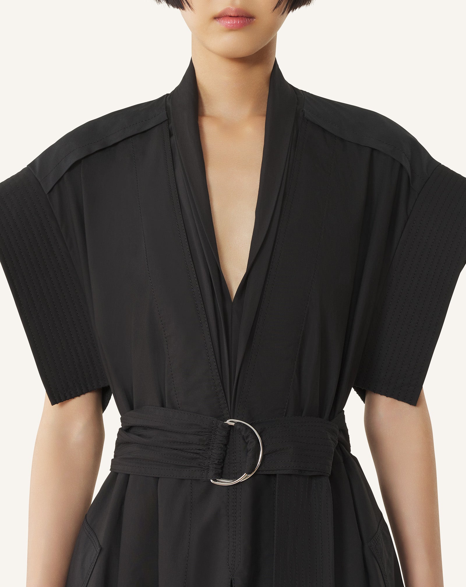 ROBE ÉVASÉE EN POPELINE DE COTON NOIR