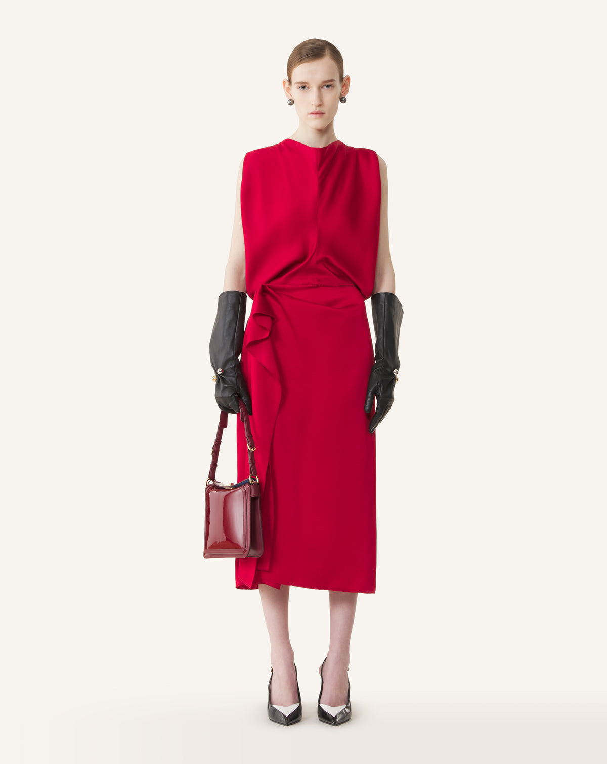 ROBE DRAPÉE SANS MANCHES EN SATIN