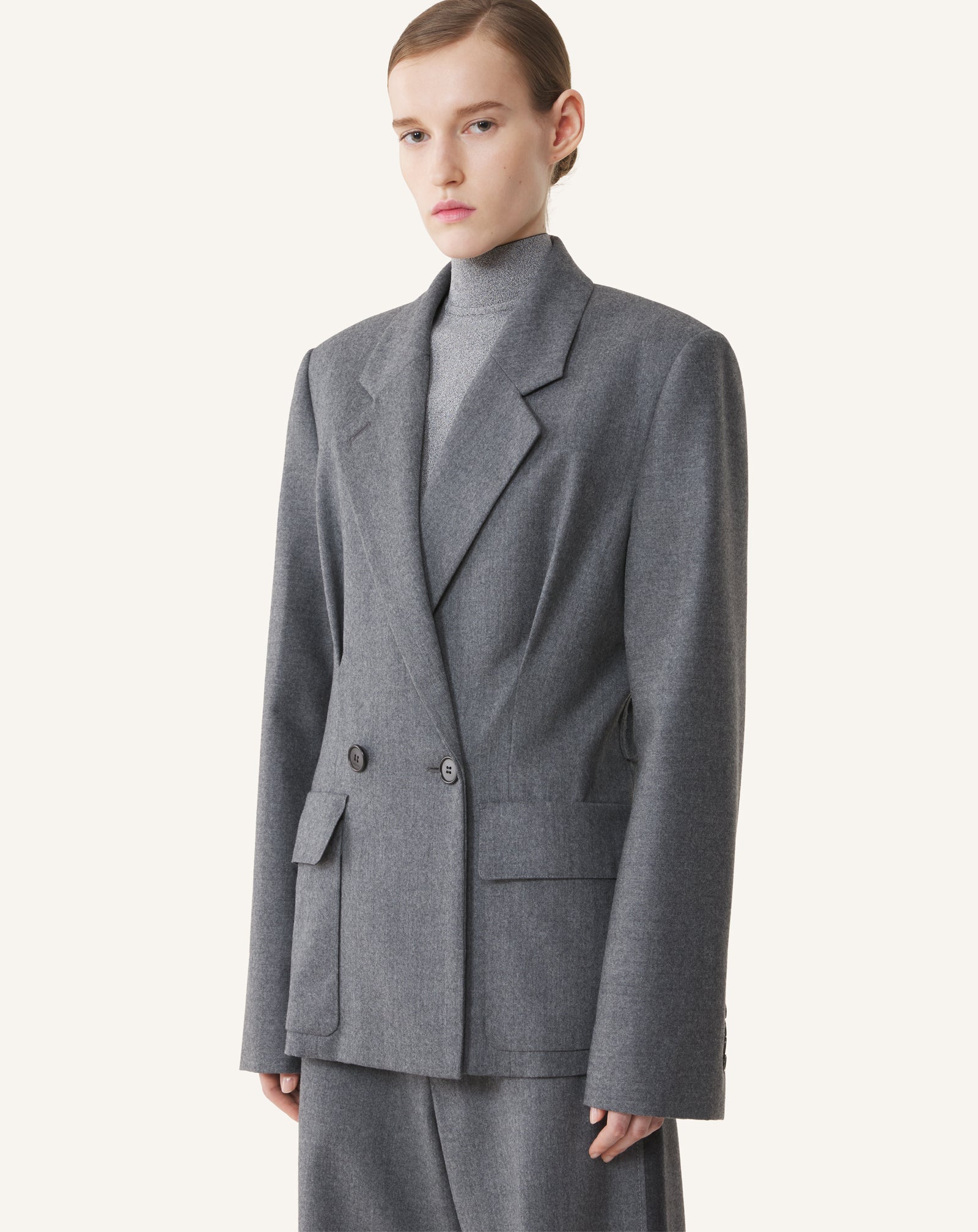 GREY BELTED JACKET IN WOOL FLANNEL