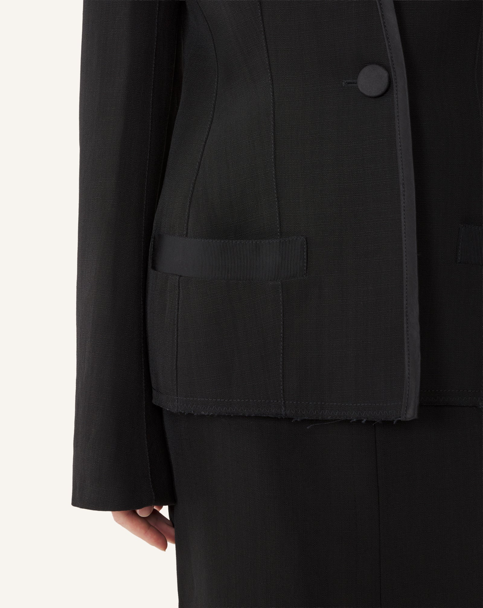 BLACK SILK AND VISCOSE OPEN-BACK JACKET