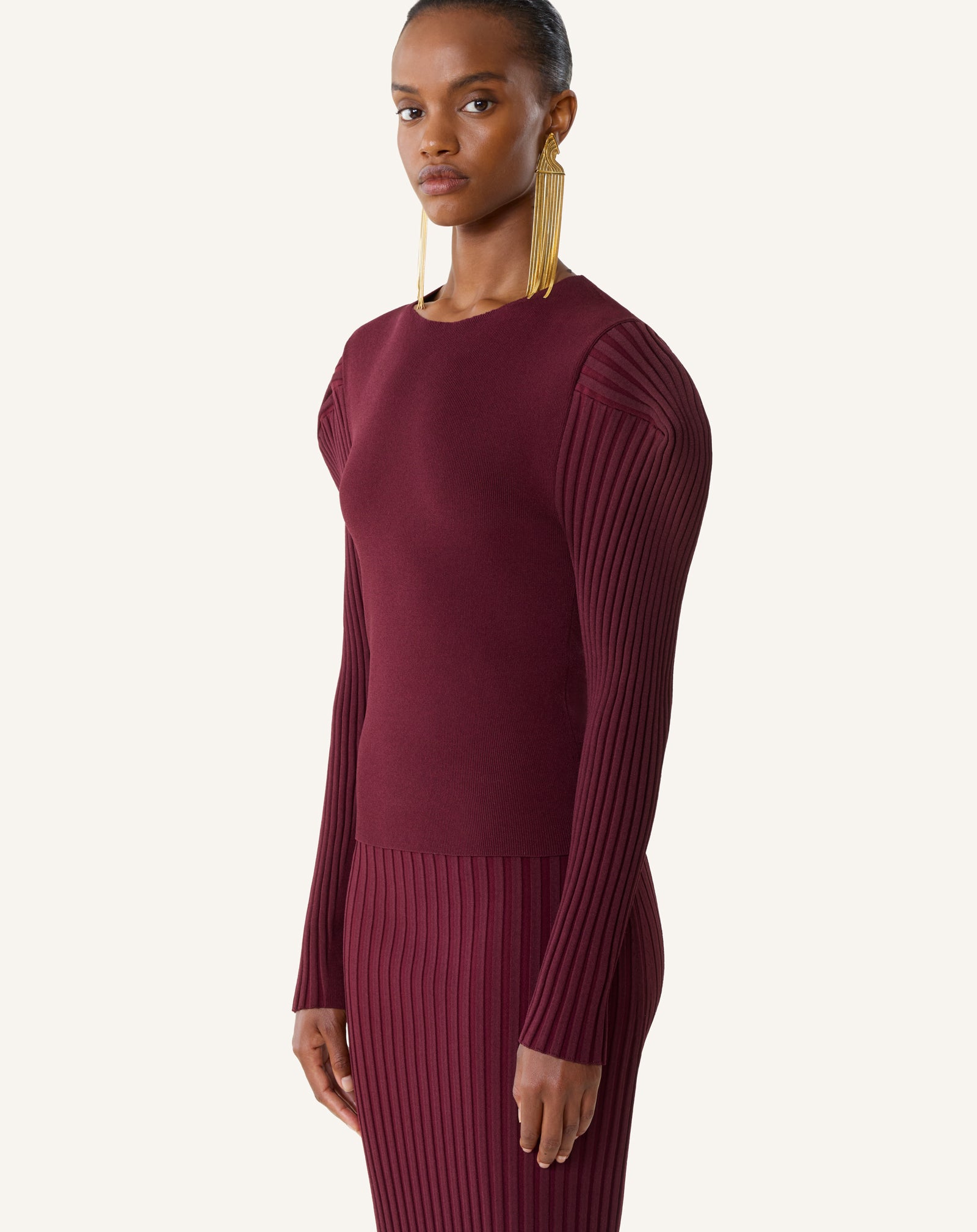 PULL À PLASTRON EN VISCOSE ROUGE