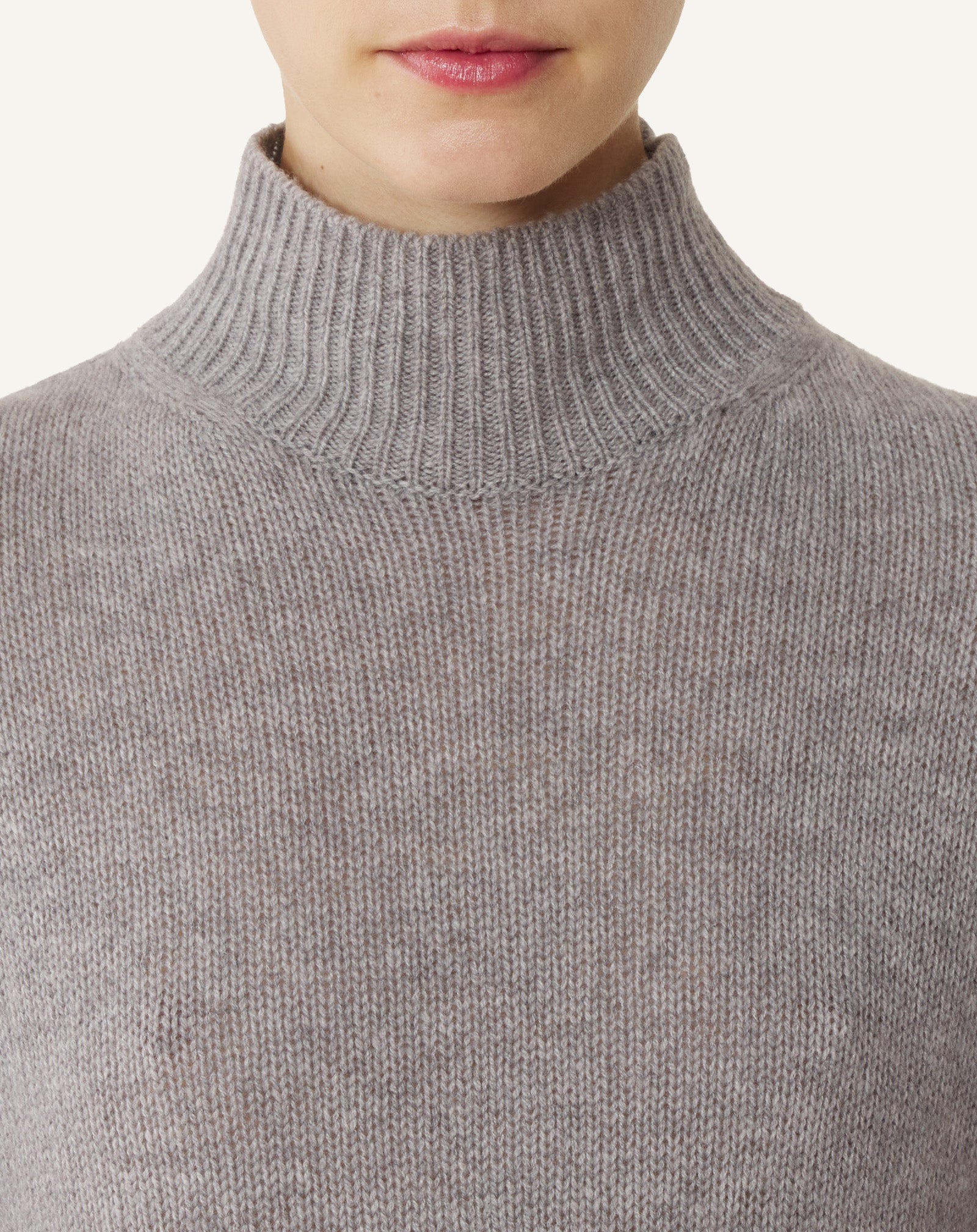 PULL DOS NU EN CACHEMIRE