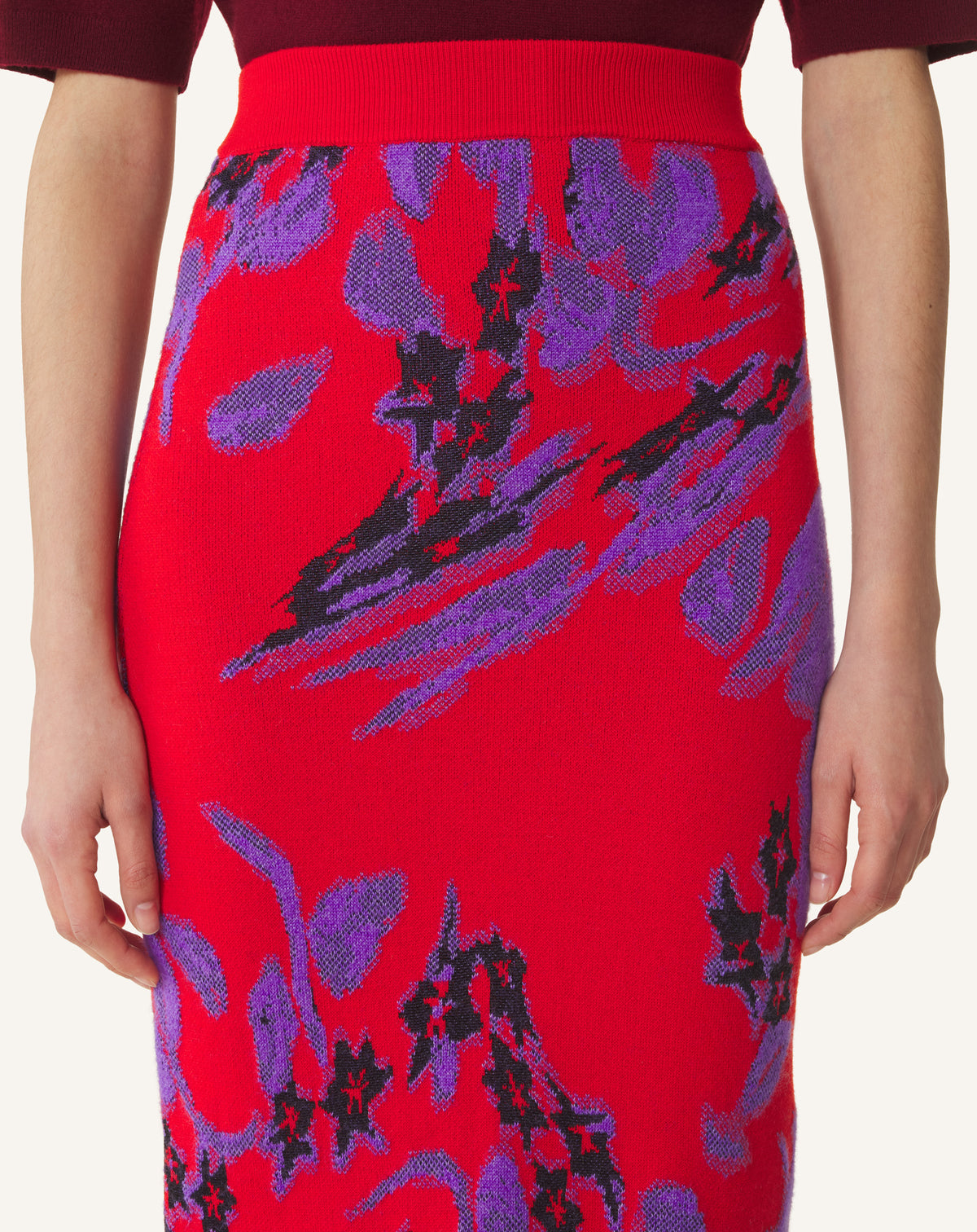 JUPE MIDI EN JACQUARD ROUGE