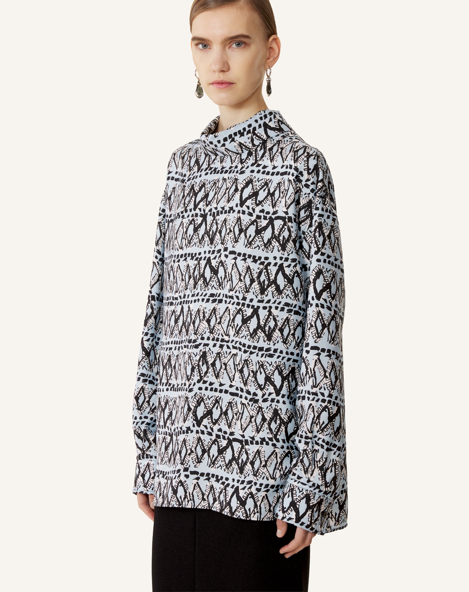 HIGH-NECK PRINTED SILK TOP