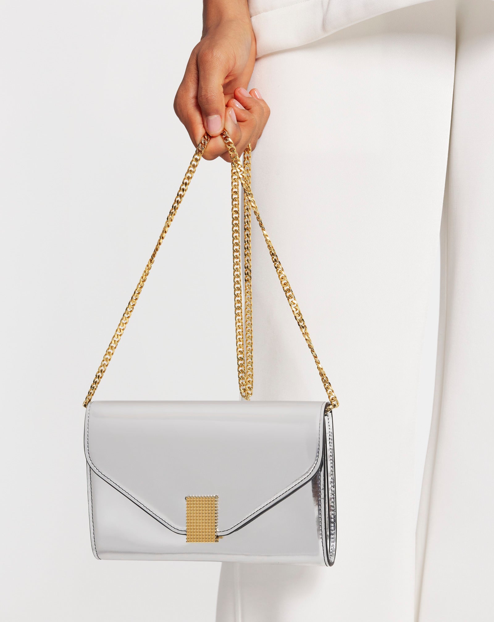  CONCERTO WALLET ON CHAIN BAG IN METALLIC LEATHER, SILVER